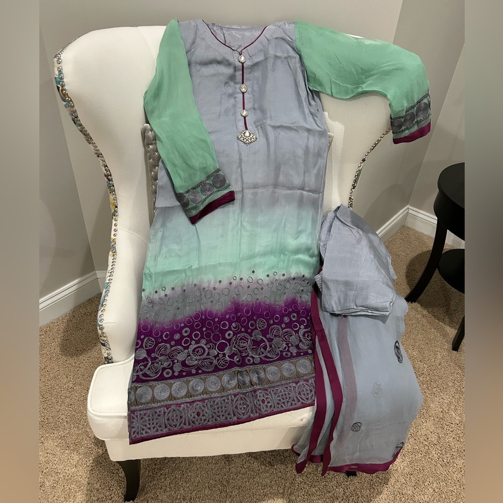 Shalwar kameez